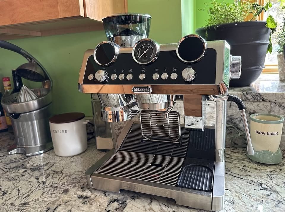 · De'Longhi EC9665M The Specialist Maestro Espresso Machine